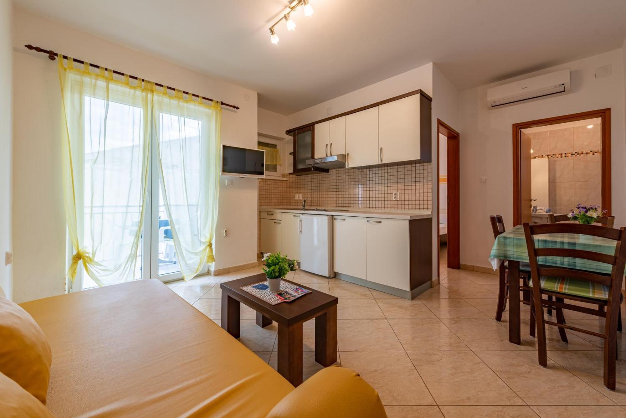 Apartamento Haus Toni Ražanac Exterior foto