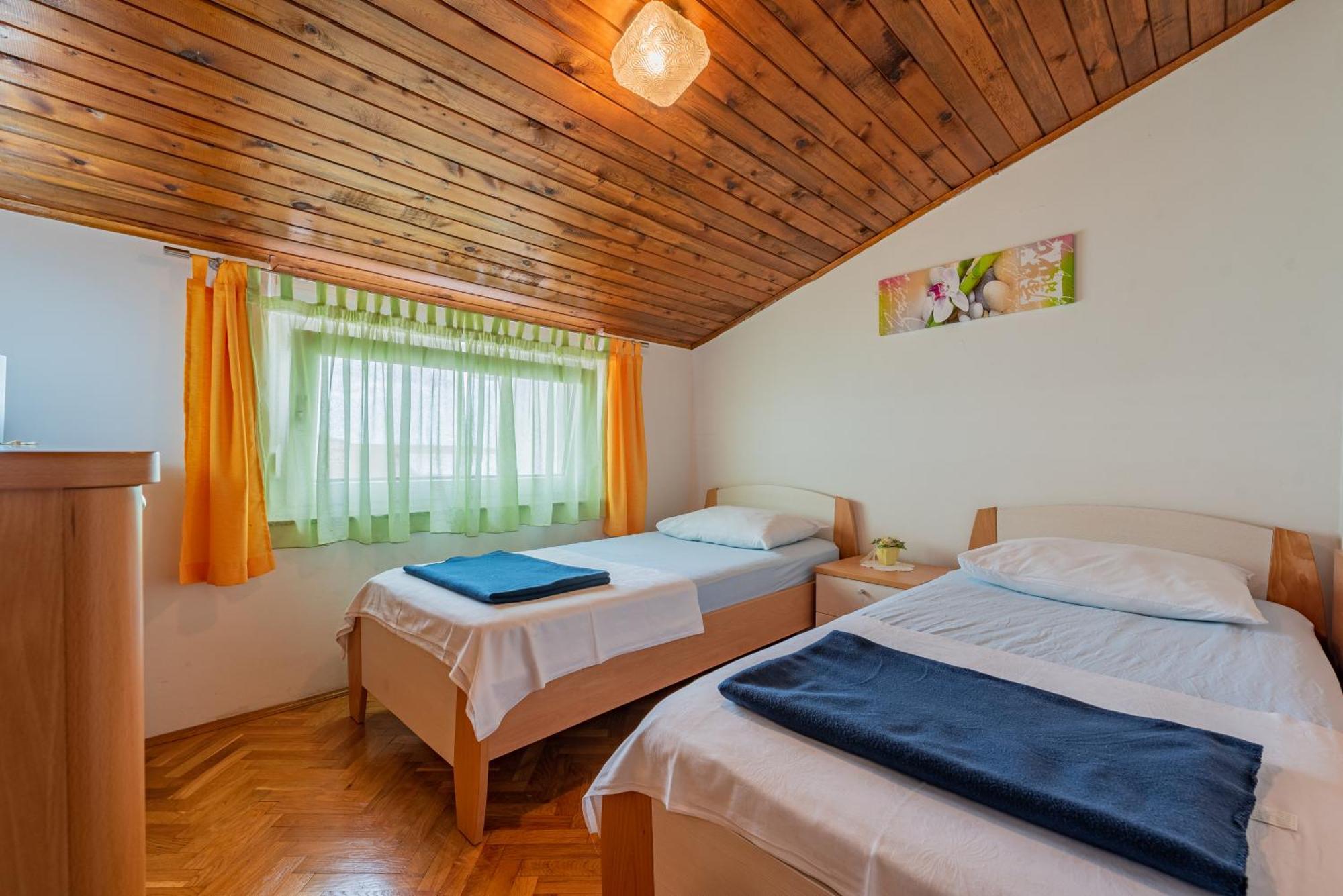 Apartamento Haus Toni Ražanac Exterior foto